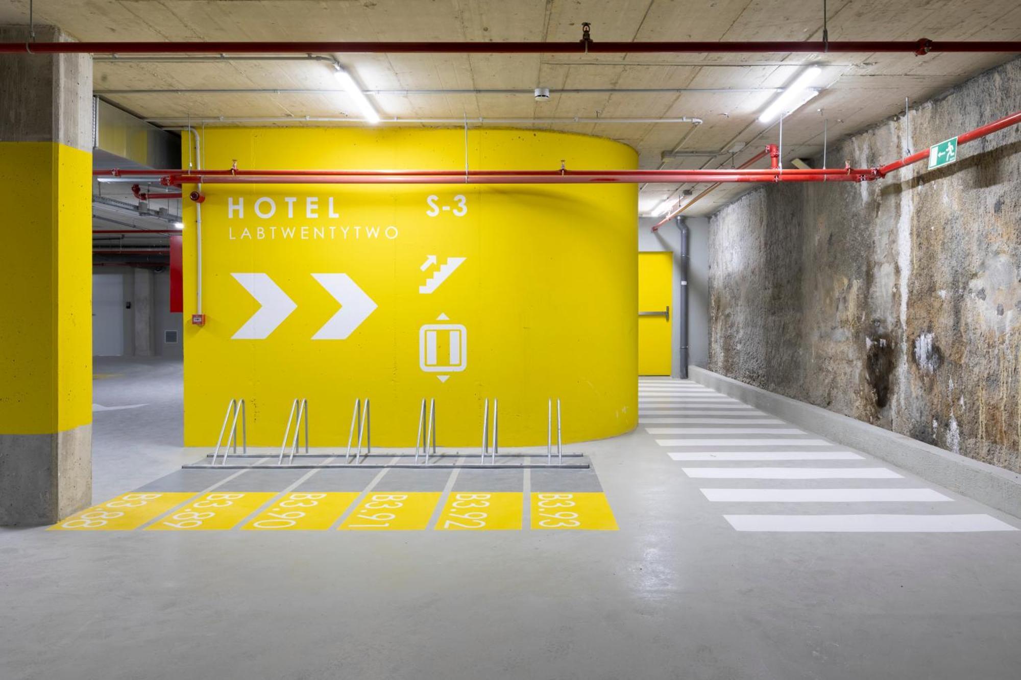 Labtwentytwo Barcelona, A Tribute Portfolio Hotel By Marriott Ngoại thất bức ảnh